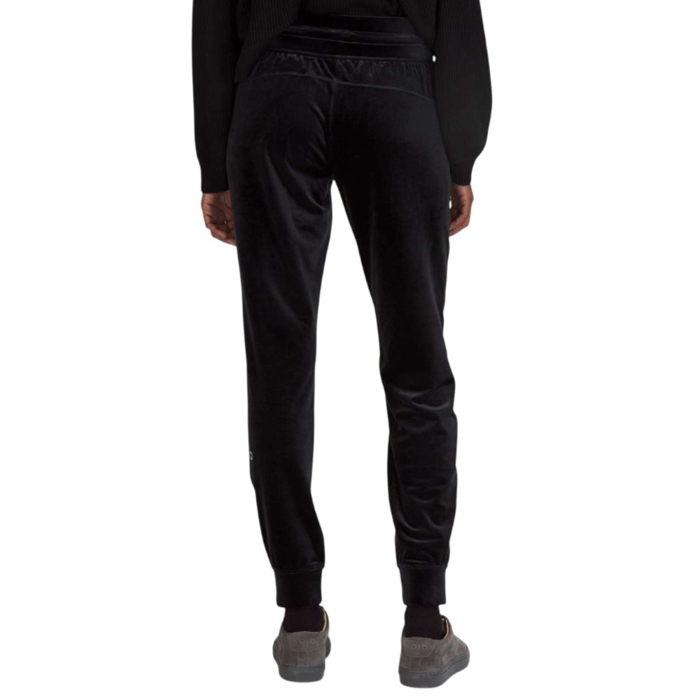Lululemon Ready to Crush High-Rise Velour Jogger *Full Length - Picture 4 of 12